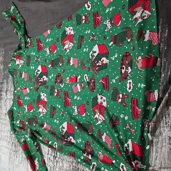 AMY BYER  Christmas Dress - Picture 4 of 4